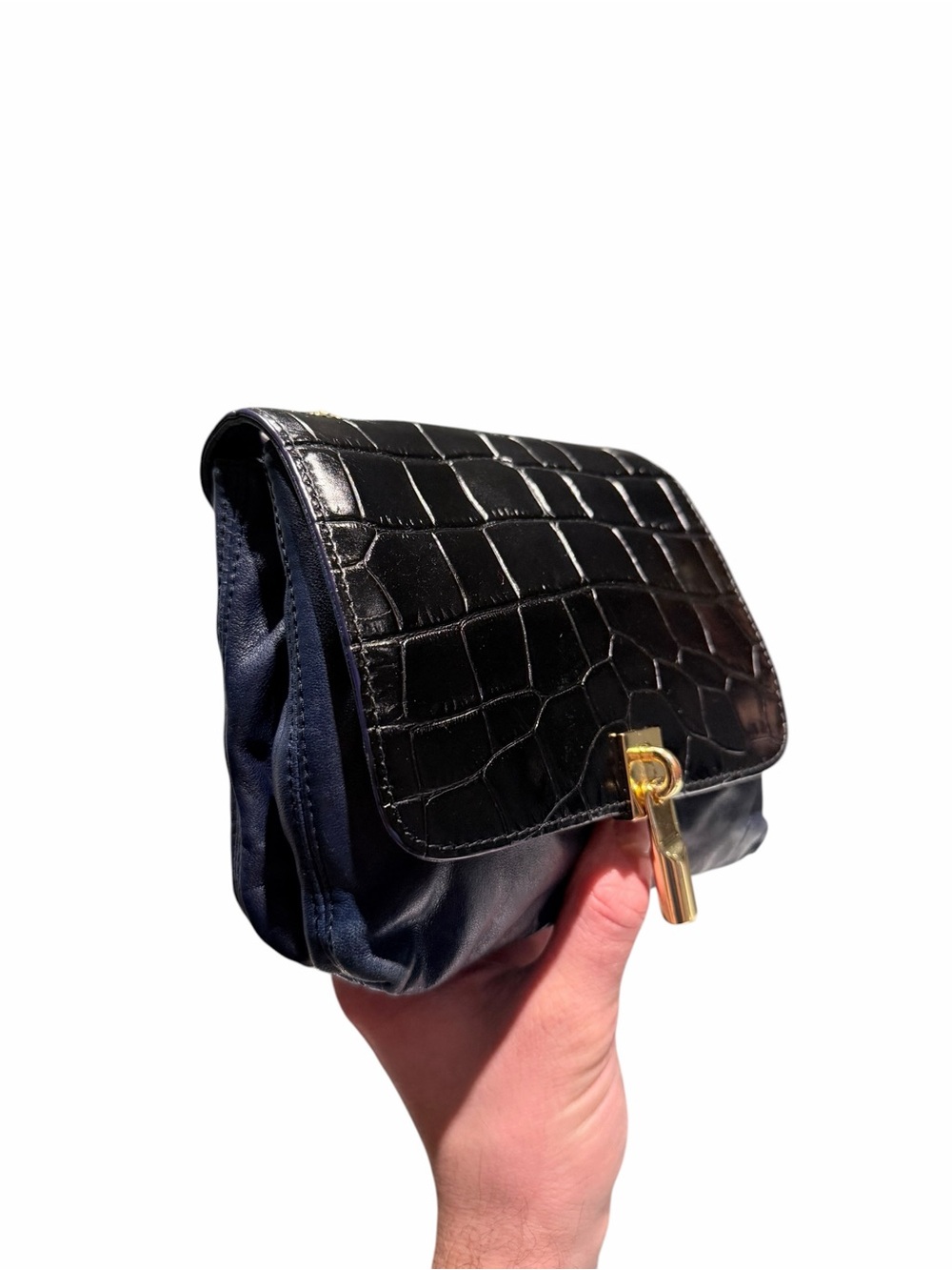 Elizabeth and James Black Croc/Calfskin Leather Chain Shoulder Bag – Olsen Era